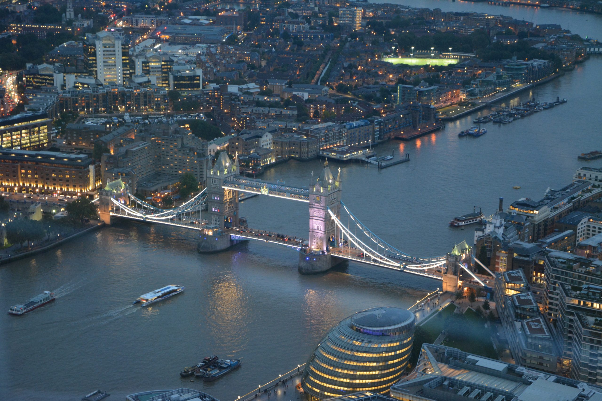 Photo by Nicole Rathmayr: https://www.pexels.com/photo/tower-bridge-of-london-220887/